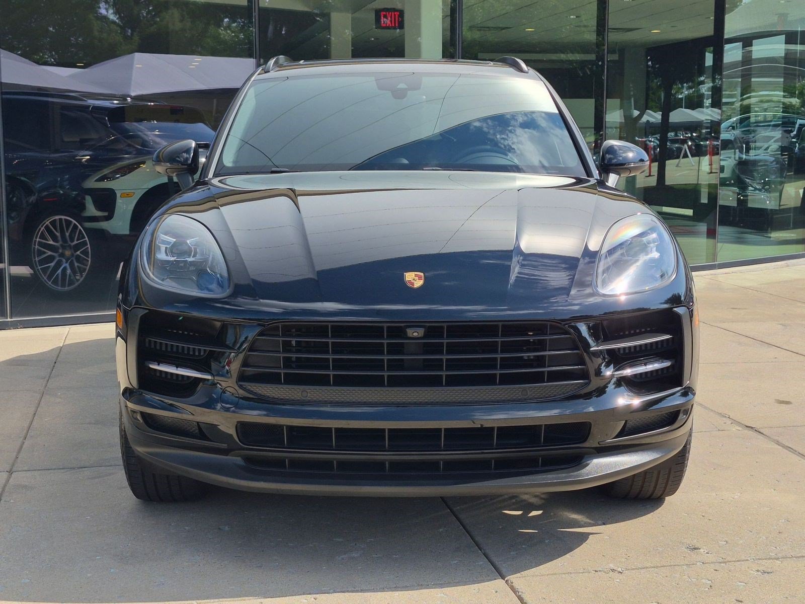 Certified 2021 Porsche Macan S AWD/4WD image 6