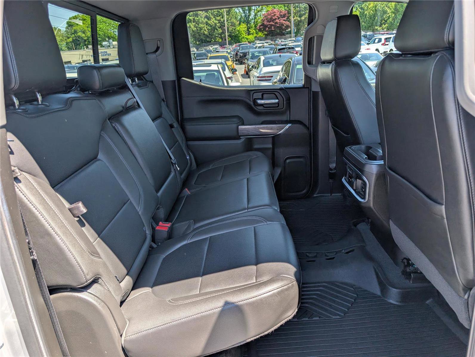 Used 2021 Chevrolet Silverado 1500 LTZ w/ LTZ Convenience Package II AWD/4WD image 14