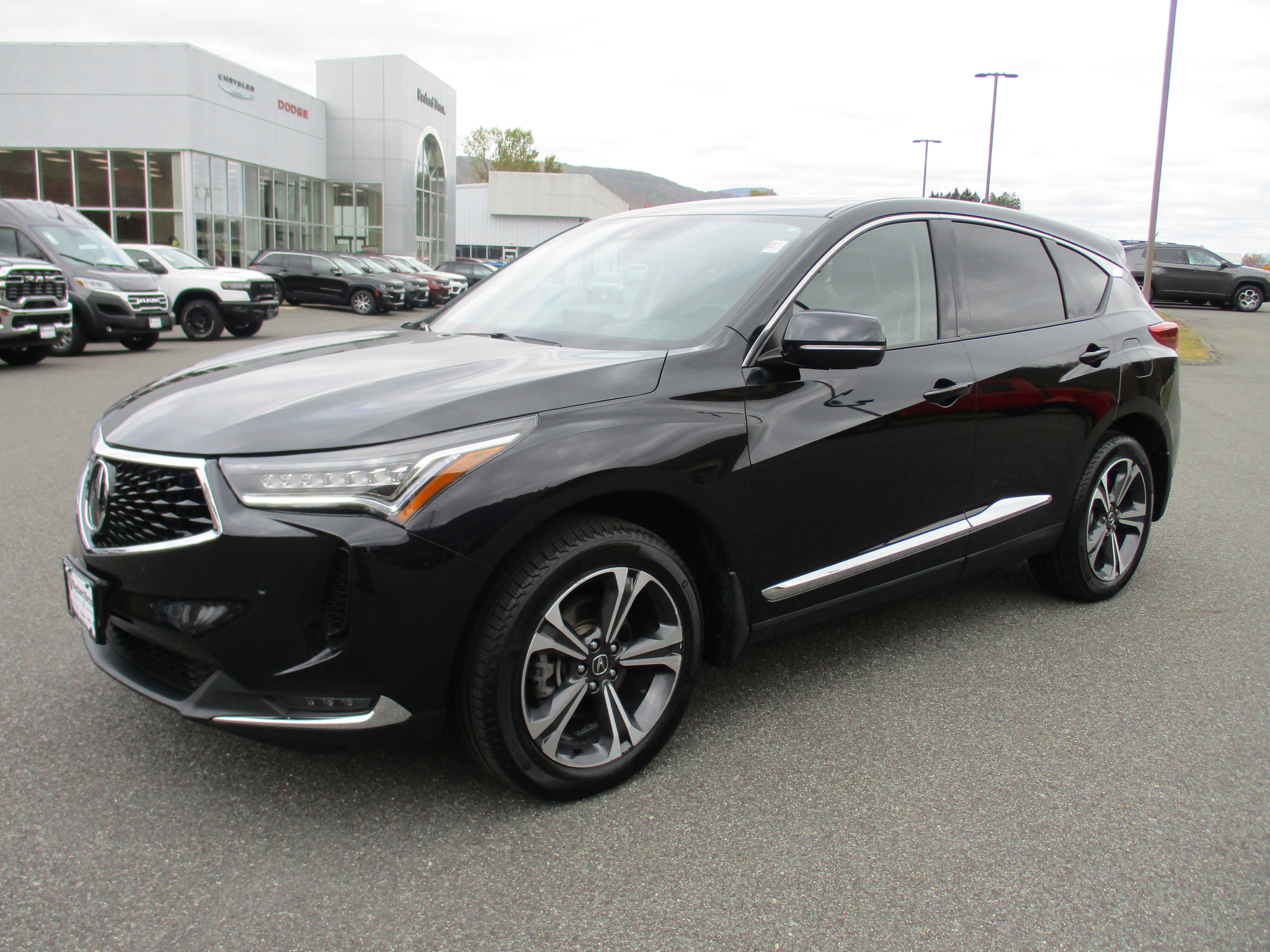 Used 2023 Acura RDX AWD w/ Advance Package image 1