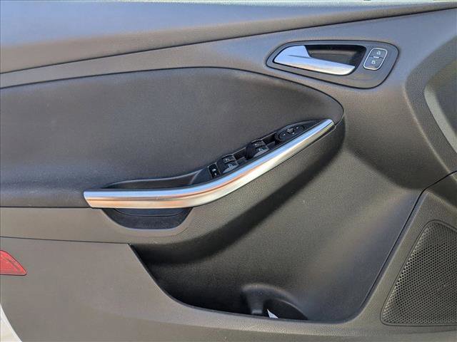 Used 2018 Ford Focus ST w/ Equipment Group 401A image 9