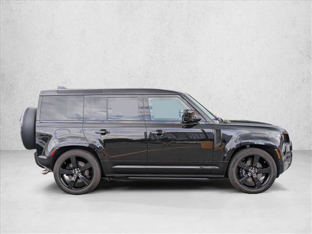 Certified 2025 Land Rover Defender 110 V8 AWD/4WD image 4