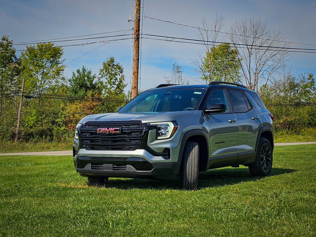 New 2027 GMC Terrain Elevation w/ Elevation Premium Package AWD/4WD image 7