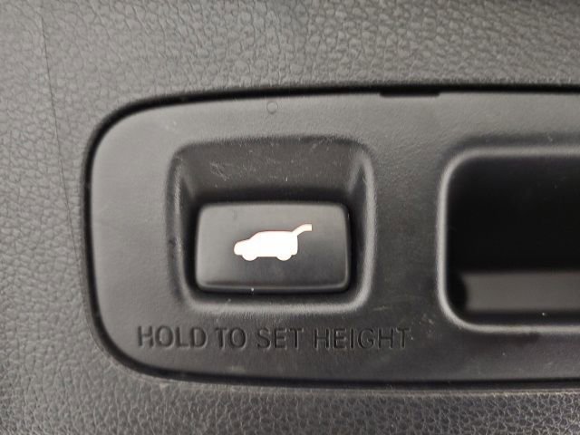 Used 2017 Honda CR-V Touring image 32