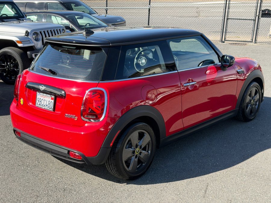 Used 2022 MINI Cooper SE image 5