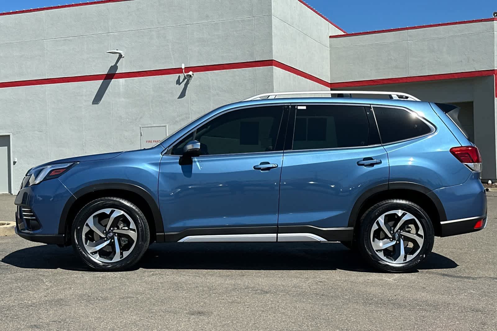 Used 2024 Subaru Forester Touring AWD/4WD image 9