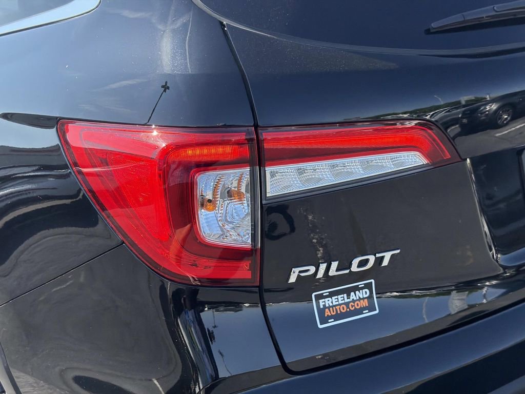 Used 2022 Honda Pilot Elite image 12