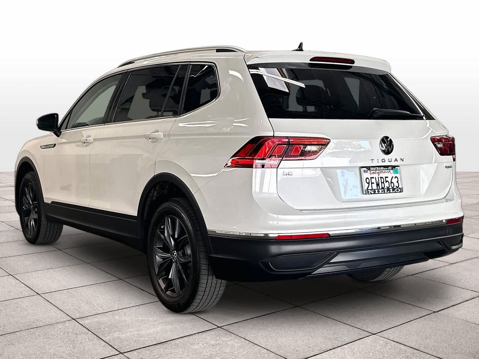 Used 2023 Volkswagen Tiguan SE AWD/4WD image 7