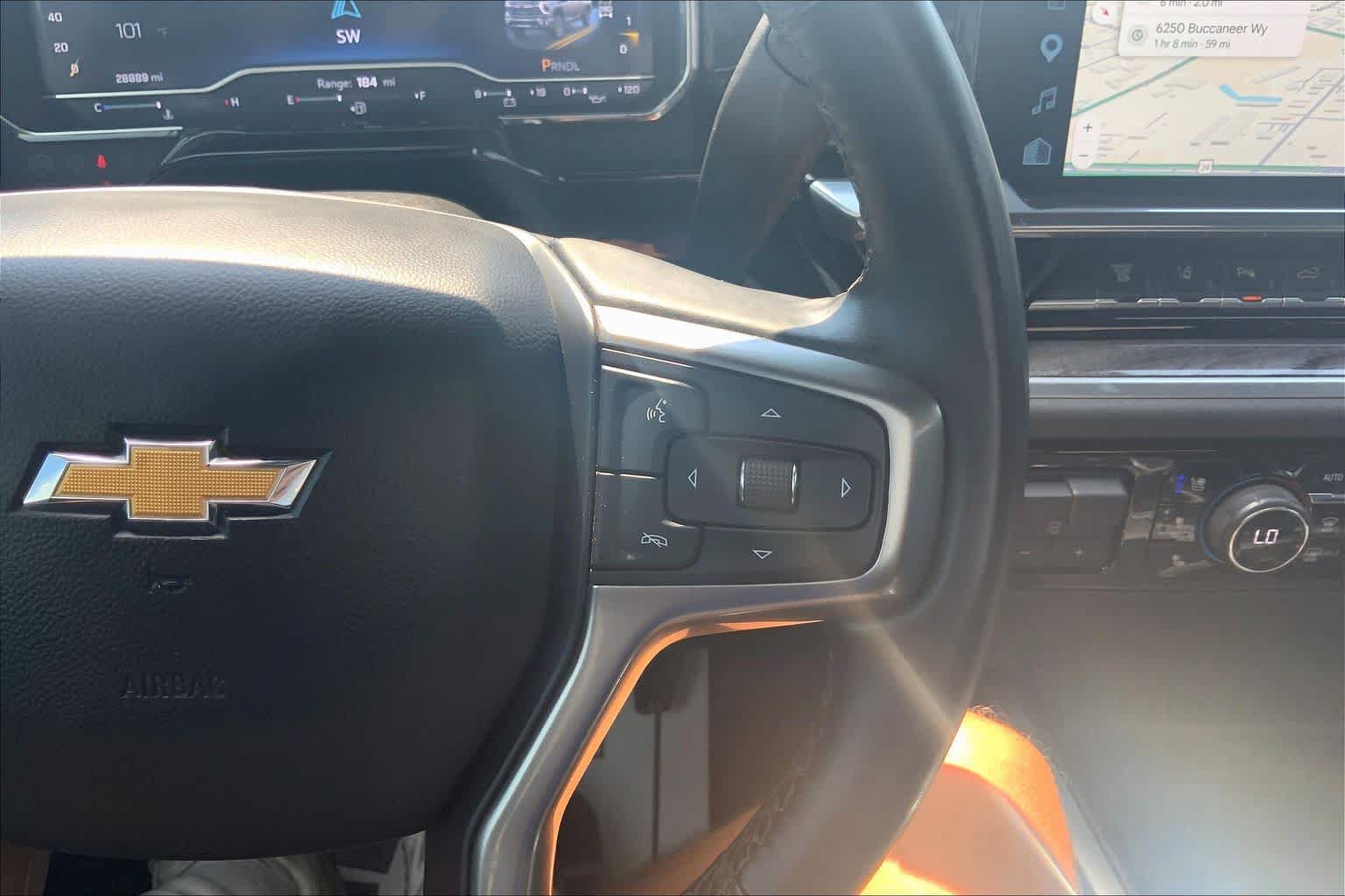 Used 2025 Chevrolet Silverado 2500 LTZ w/ LTZ Convenience Package AWD/4WD image 25