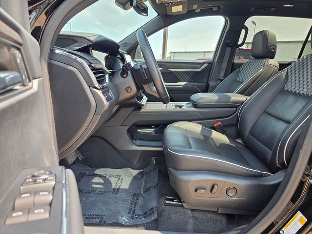 Used 2024 GMC Acadia Denali AWD/4WD image 25