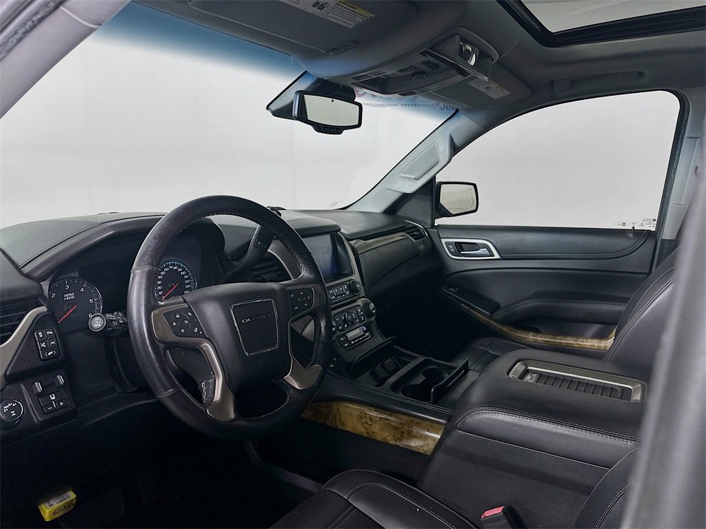 Used 2017 GMC Yukon XL Denali w/ Open Road Package image 30