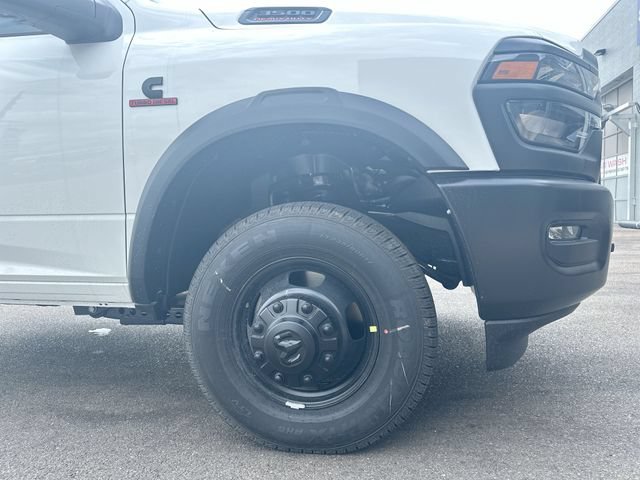 New 2026 RAM 3500 Tradesman AWD/4WD image 3