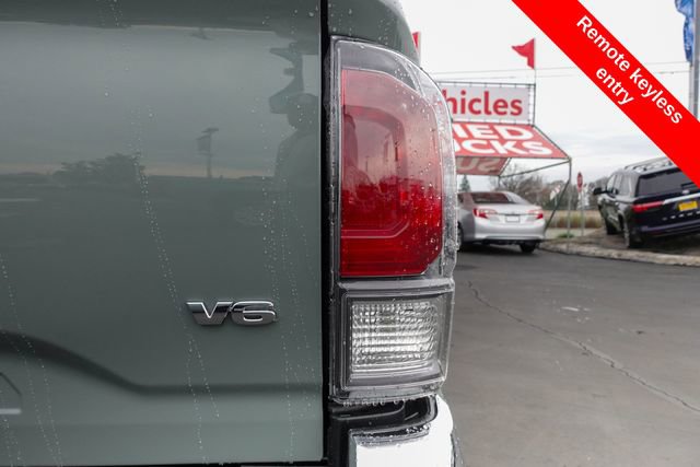 Certified 2023 Toyota Tacoma TRD Off-Road image 9