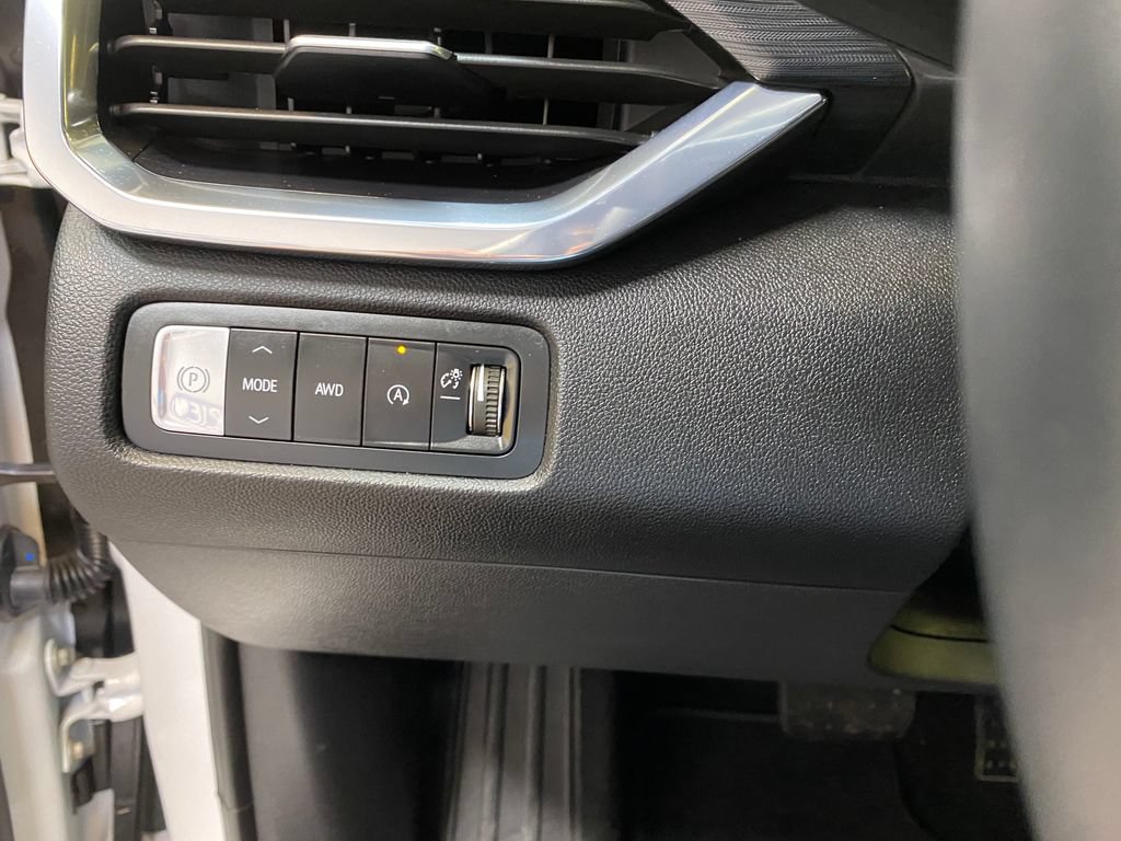 Used 2026 GMC Acadia Elevation w/ Elevation Premium Package AWD/4WD image 37
