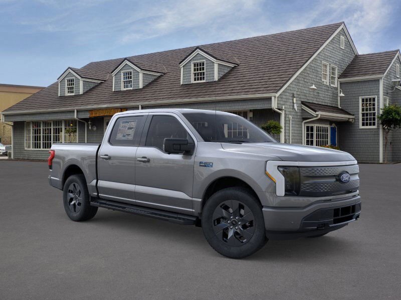 New 2025 Ford F150 Lightning Flash image 29