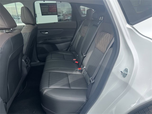 Certified 2025 Nissan Murano Platinum w/ Cargo Package image 23