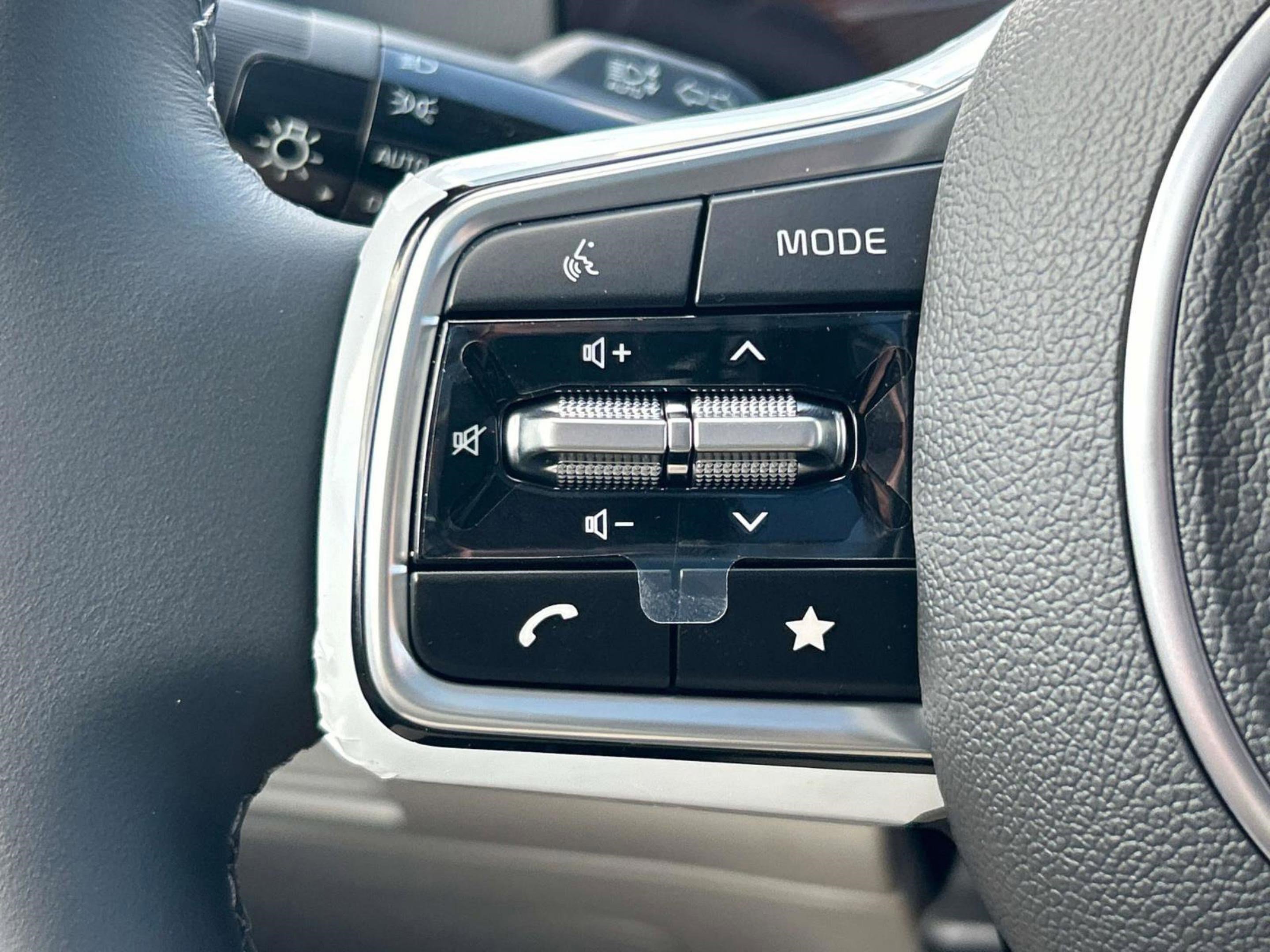 New 2025 Kia Sorento S w/ Panoramic Sunroof Package image 25