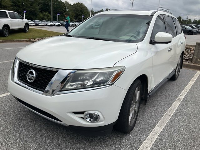 Used 2015 Nissan Pathfinder Platinum image 14