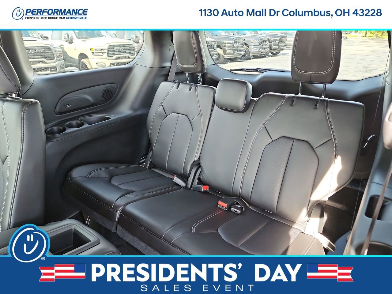 New 2026 Chrysler Pacifica Select image 13