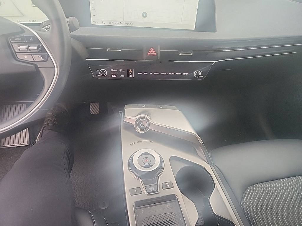 Certified 2024 Kia EV6 Light RWD image 17