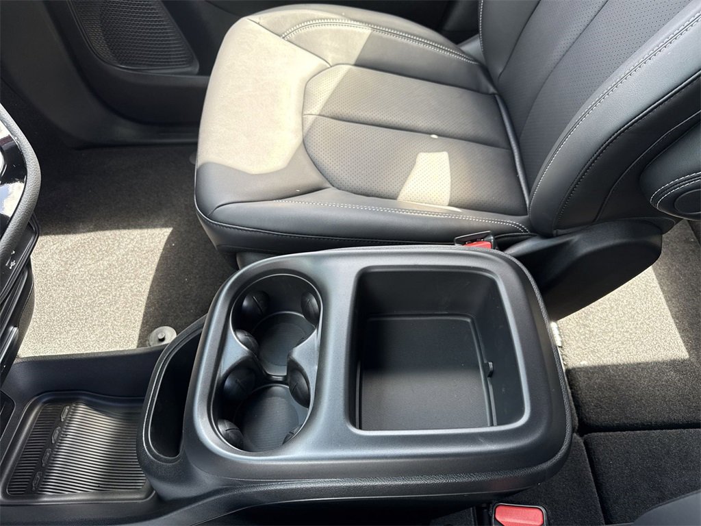 New 2026 Chrysler Pacifica Select image 20