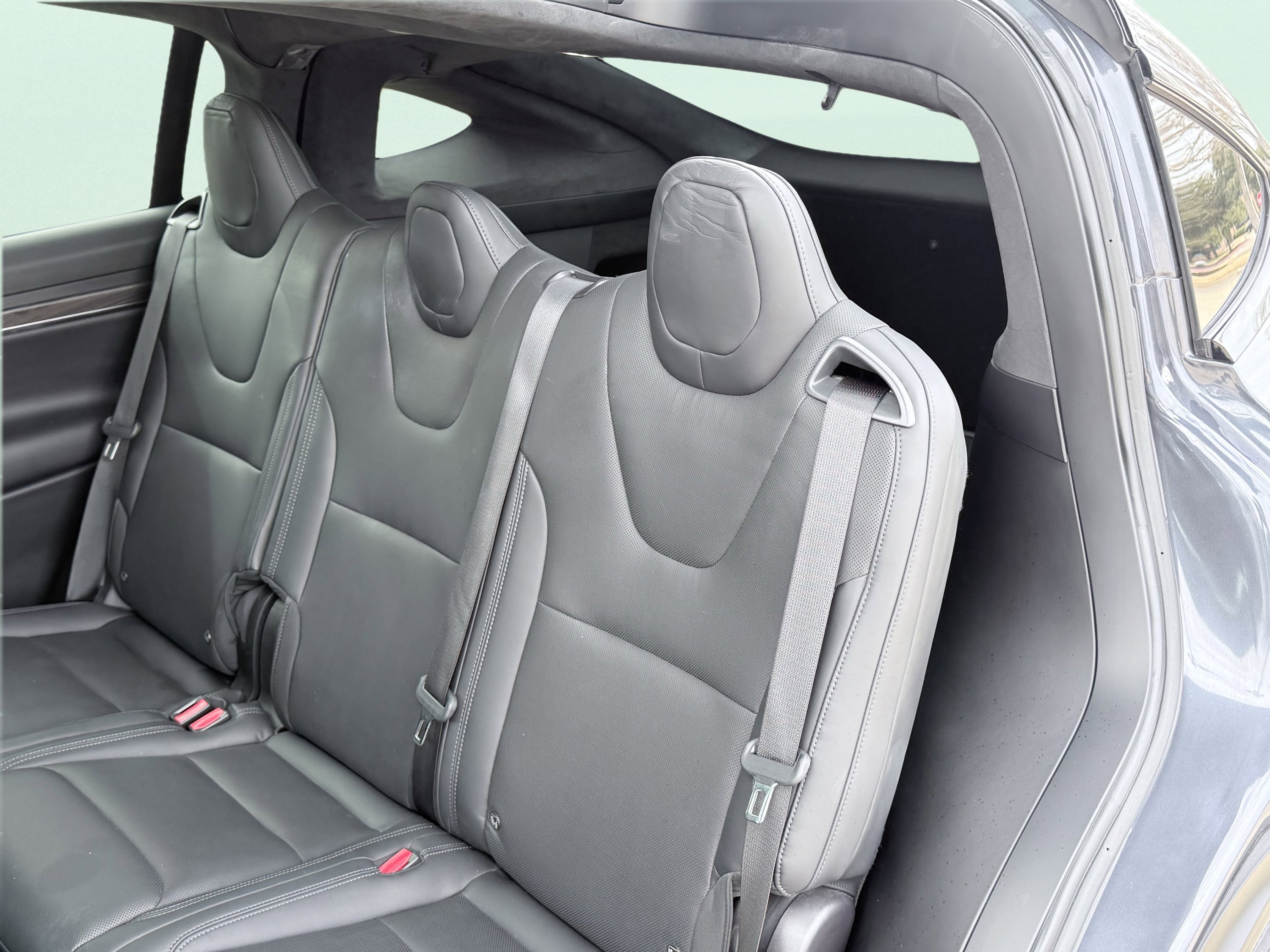 Used 2023 Tesla Model X image 37