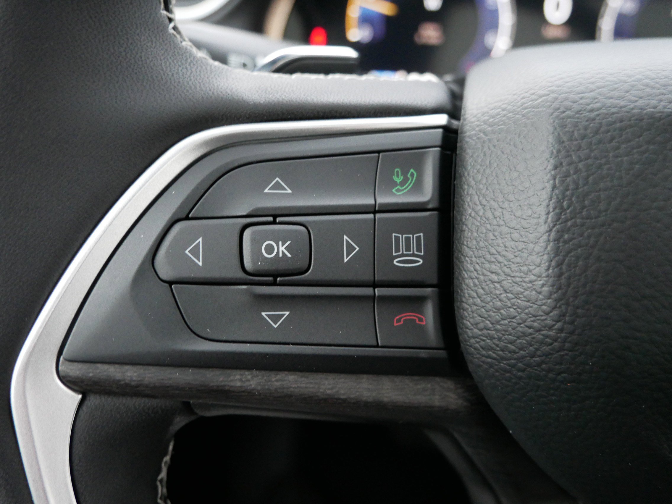 New 2025 Jeep Grand Cherokee Limited w/ Trailer Tow Package image 19