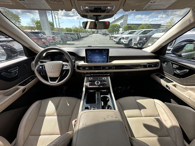 Certified 2024 Lincoln Aviator Reserve w/ Elements Package Plus image 3