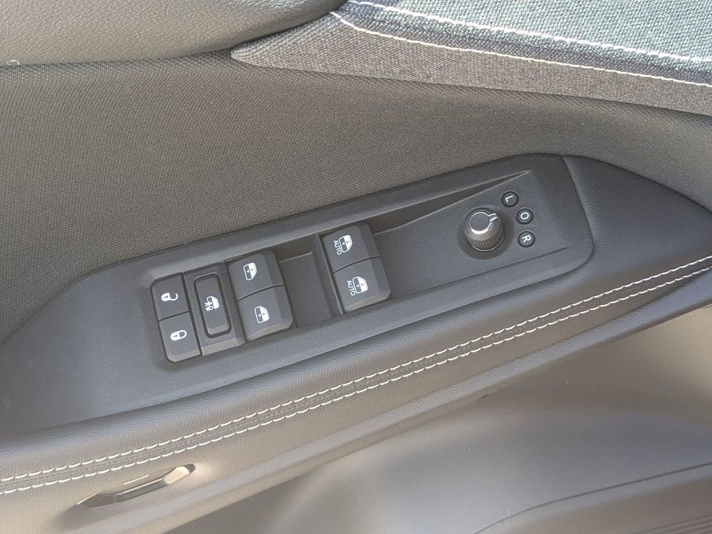 New 2026 Jeep Cherokee Laredo AWD/4WD image 16