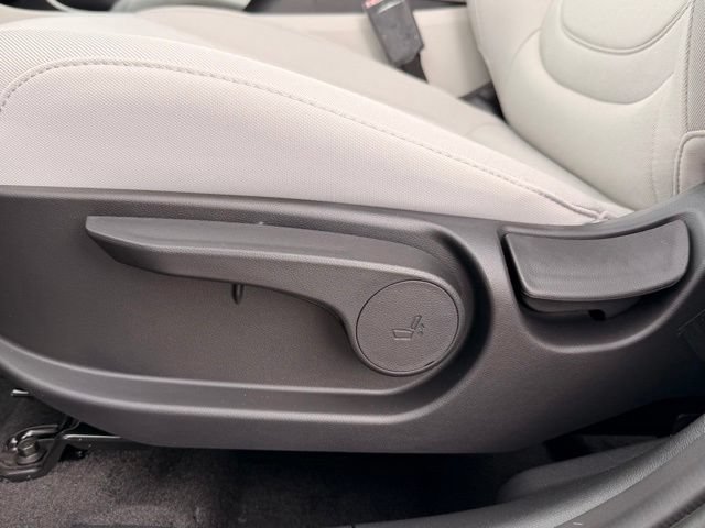 New 2026 Hyundai Tucson Blue SE FWD image 11