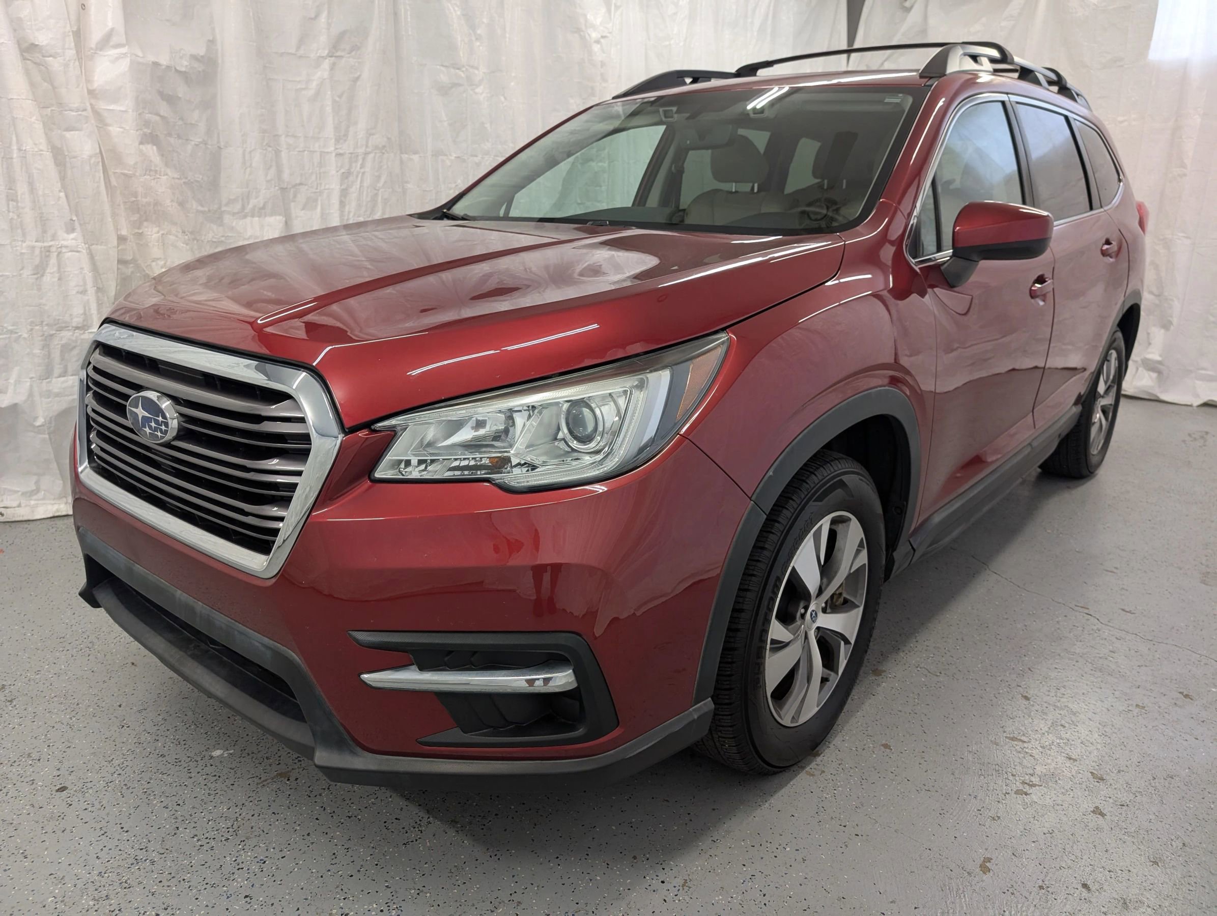Used 2019 Subaru Ascent Premium image 1