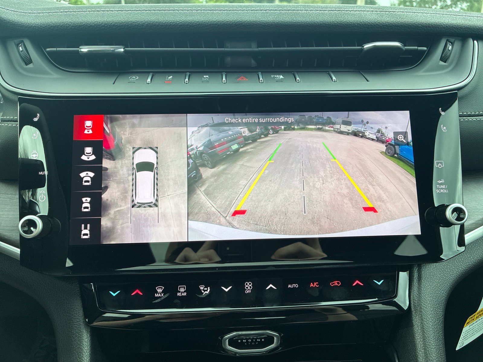 New 2027 Jeep Grand Cherokee Limited AWD/4WD image 28