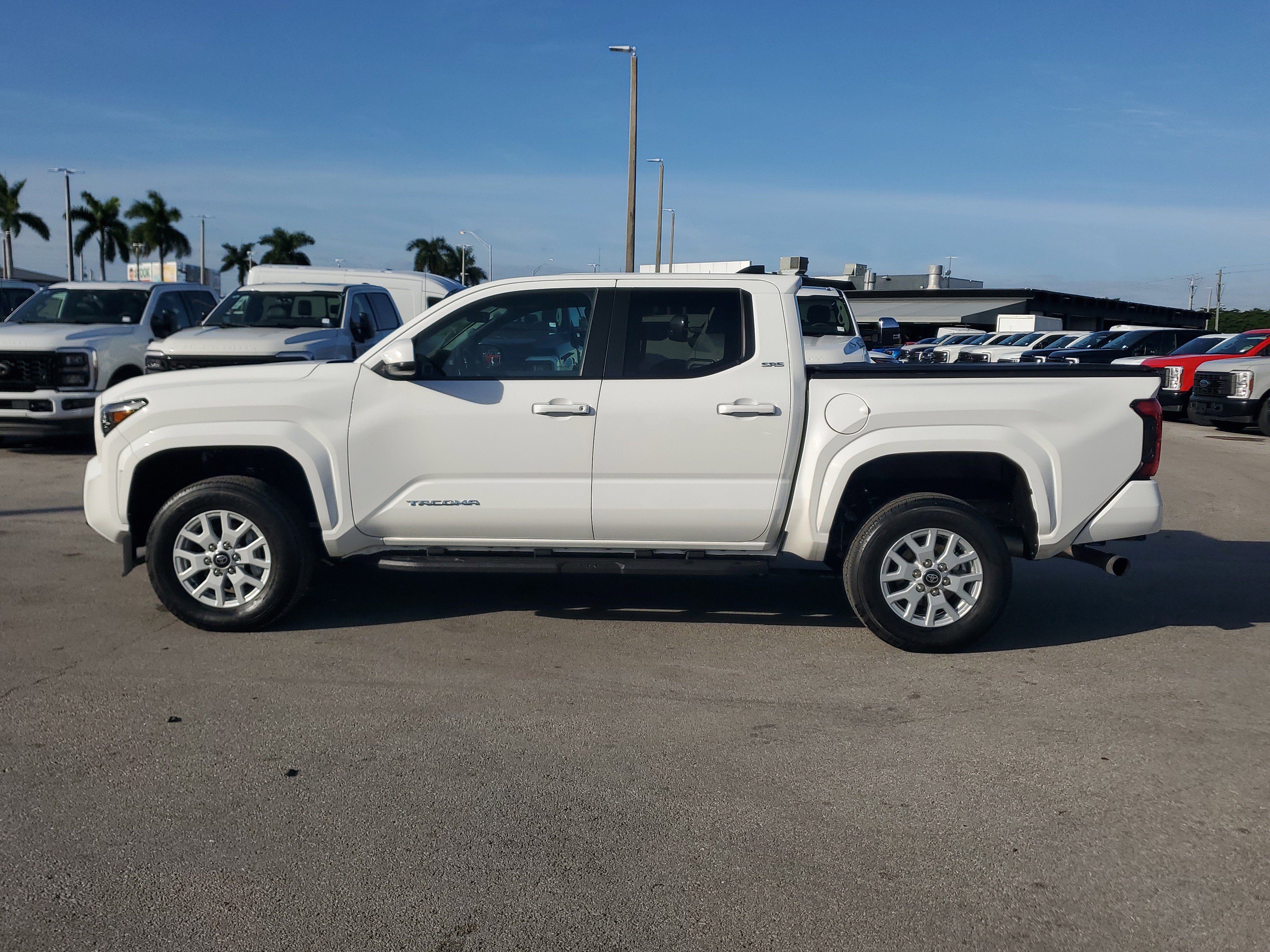 Used 2024 Toyota Tacoma SR5 image 8