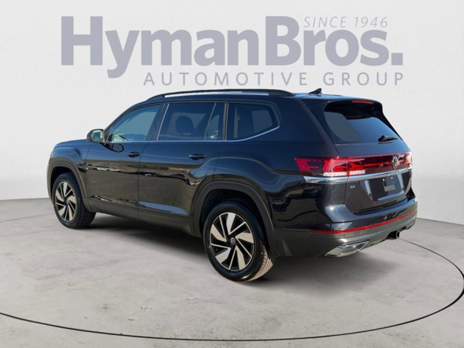 Used 2024 Volkswagen Atlas SE image 5