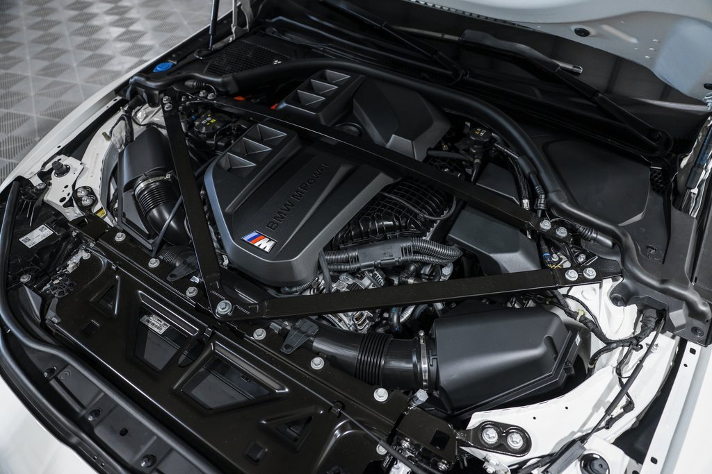 Used 2025 BMW M4 Coupe w/ Executive Package image 32