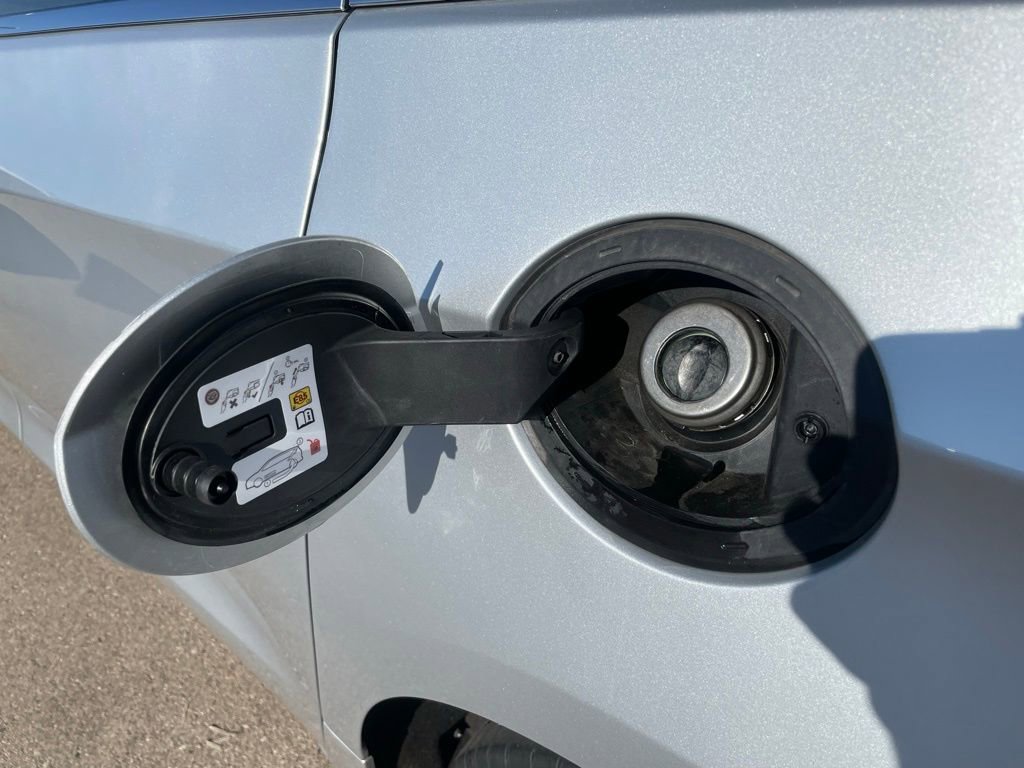 Used 2024 Chrysler Pacifica Touring-L image 58