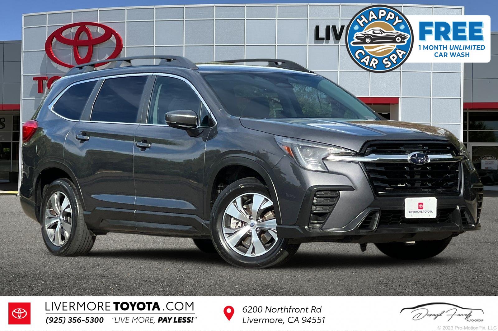Used 2024 Subaru Ascent Premium w/ Convenience Package