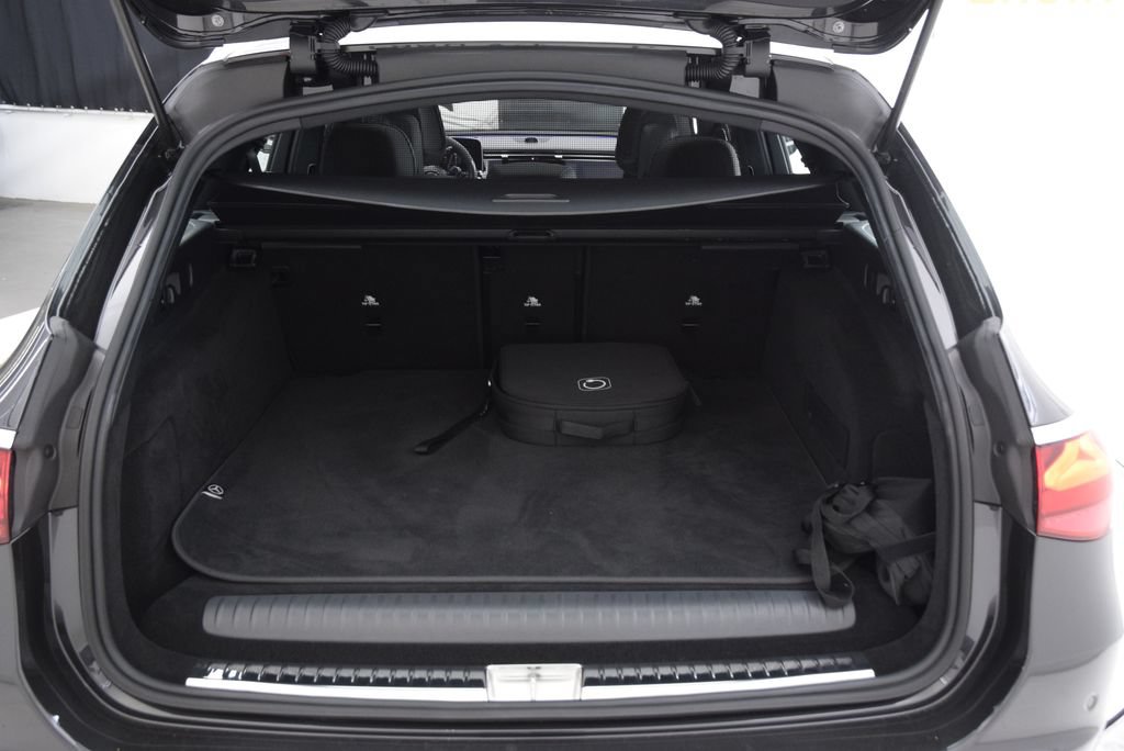Used 2026 Mercedes-Benz E 53 AMG e 4MATIC Wagon image 32
