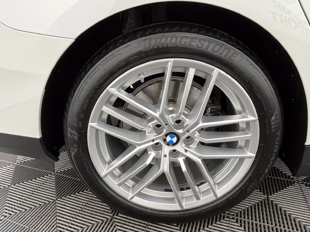 Certified 2024 BMW 540i xDrive w/ Premium Package AWD/4WD image 13