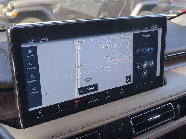 Used 2021 Lincoln Nautilus Reserve w/ Equipment Group 201A image 13