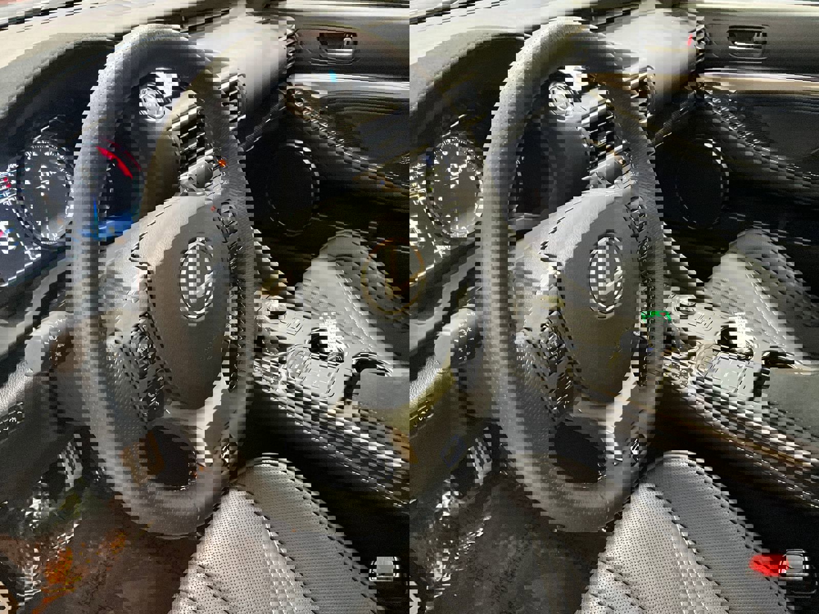 Used 2017 Lexus RC F image 12