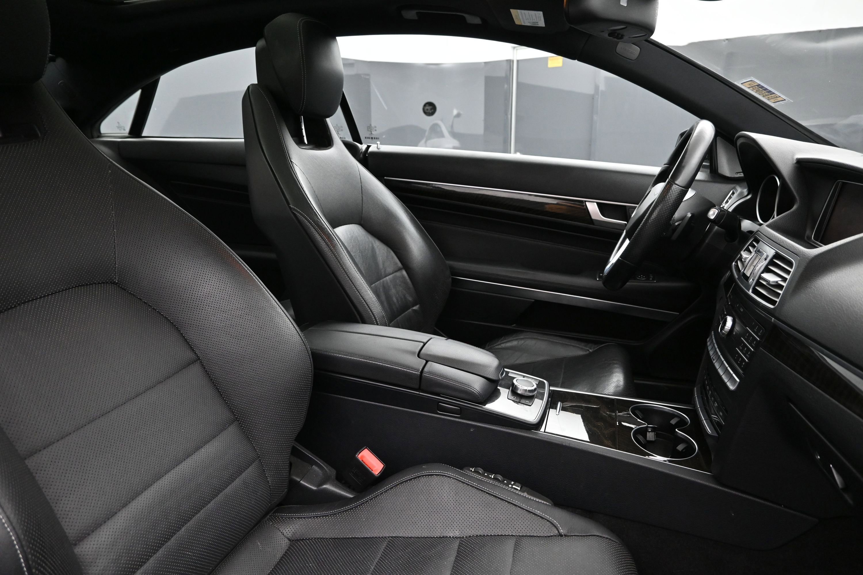 Used 2016 Mercedes-Benz E 400 4MATIC Coupe image 22