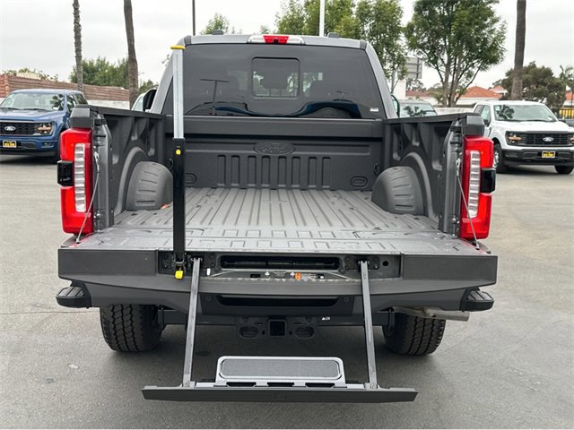 New 2025 Ford F250 Lariat w/ Lariat Ultimate Package image 19