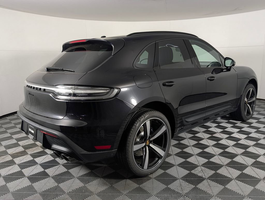 New 2026 Porsche Macan image 7