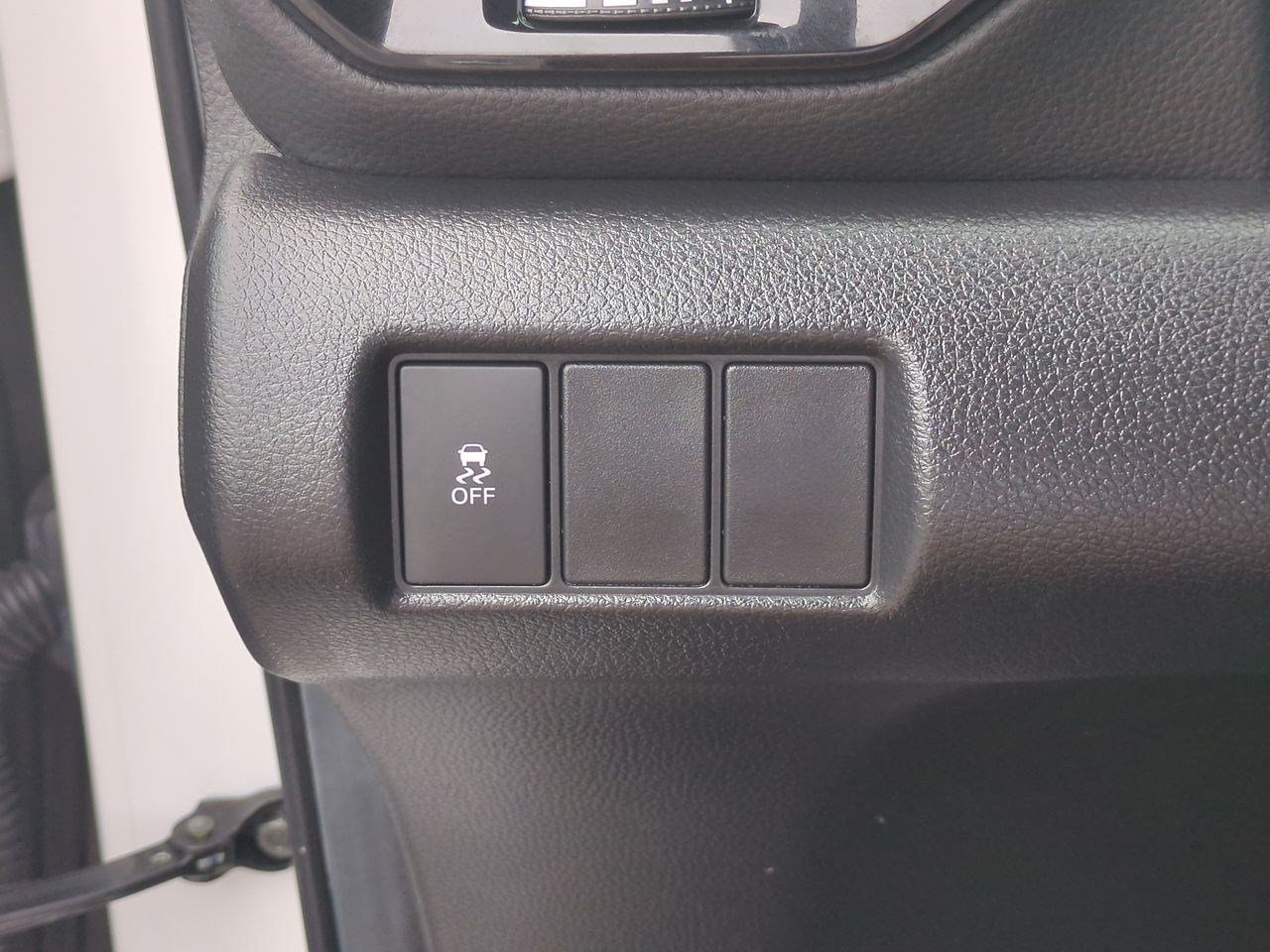 Used 2025 Honda Pilot Sport image 18