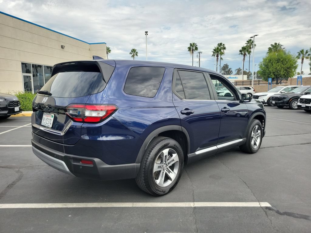 Certified 2024 Honda Pilot EX-L image 5