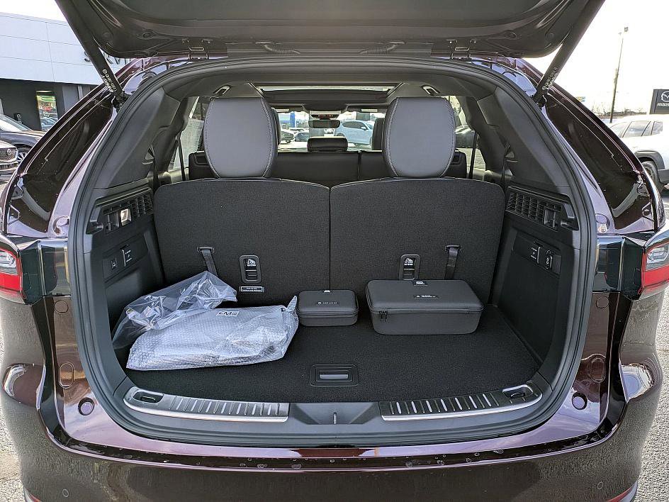 New 2026 MAZDA CX-90 Plug-In Hybrid w/ Premium Plus image 30