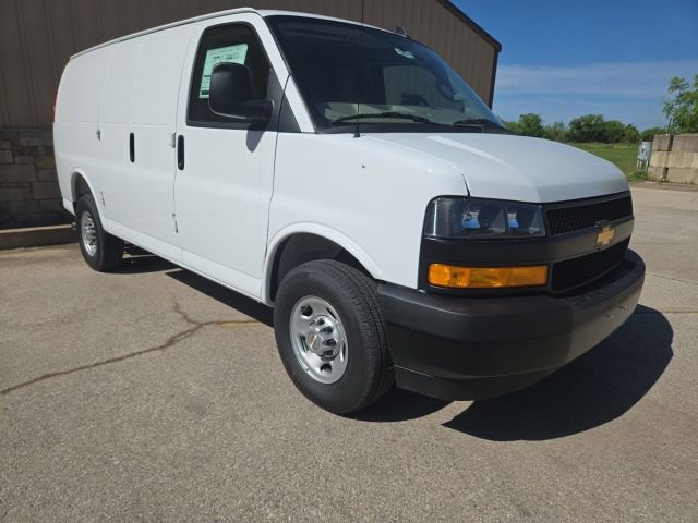 New 2025 Chevrolet Express 2500 w/ Driver Convenience Package image 3