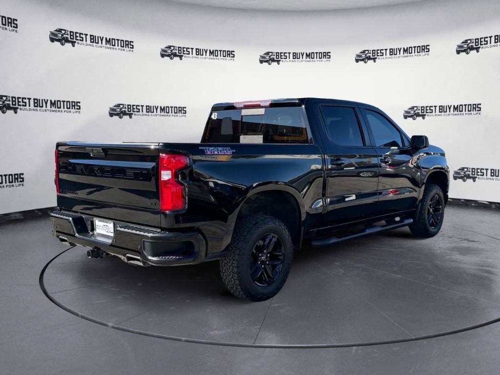 Used 2020 Chevrolet Silverado 1500 LT Trail Boss w/ Midnight Edition image 9