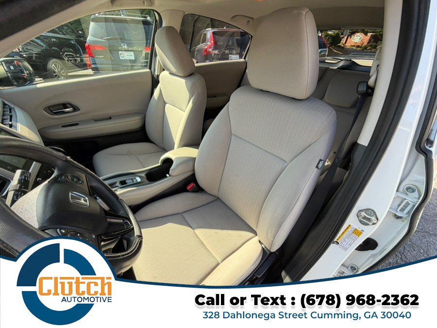 Used 2017 Honda HR-V EX image 10