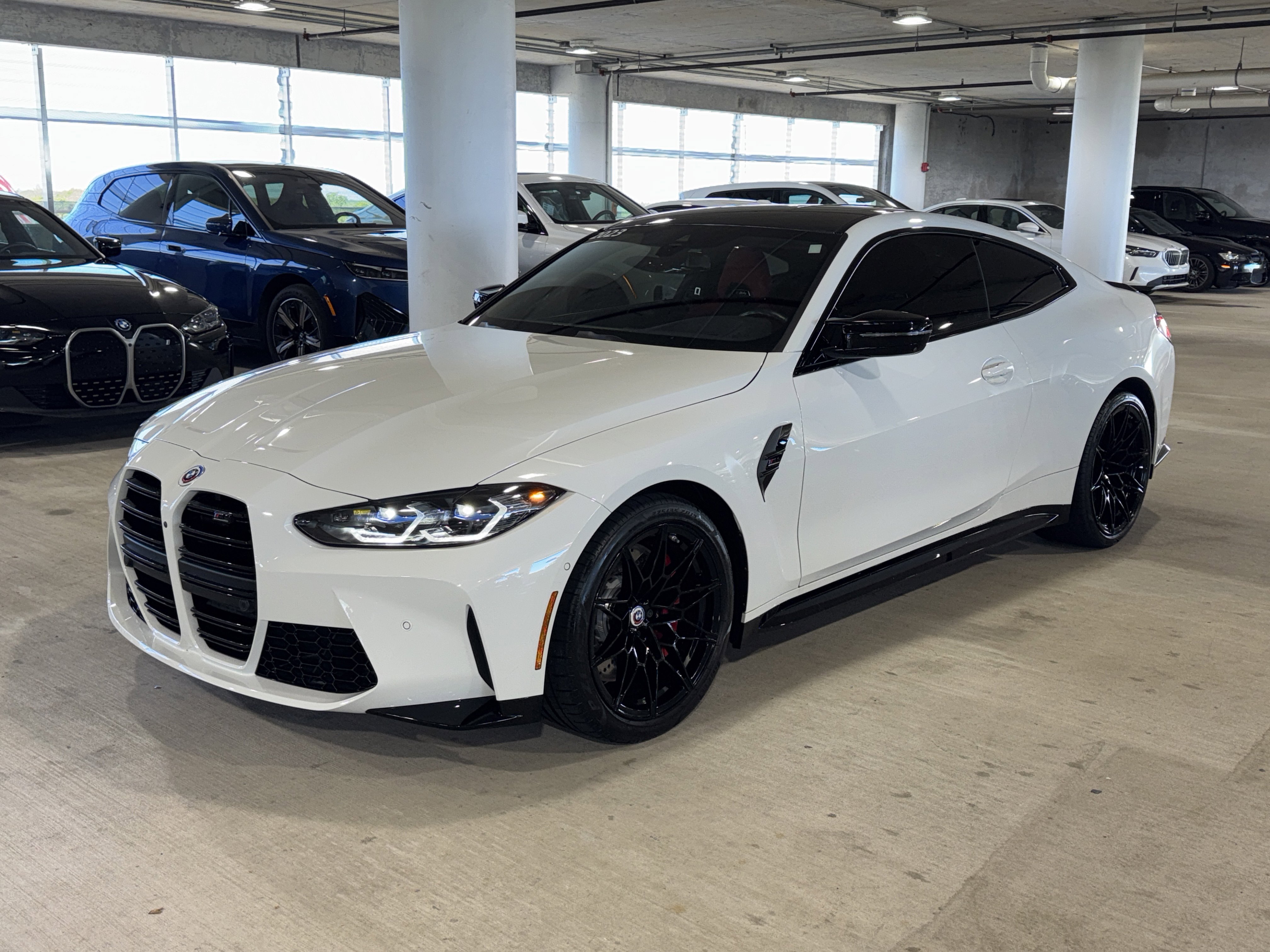 Used 2023 BMW M4 Competition w/ Executive Package image 4